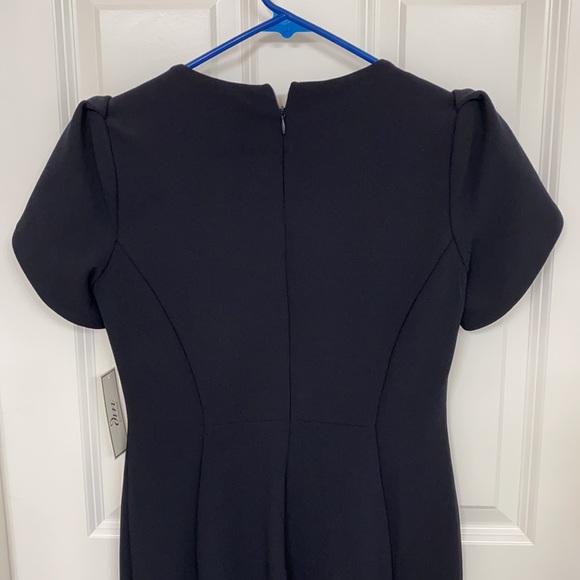 DM Collection Dress. - Picture 4 of 8